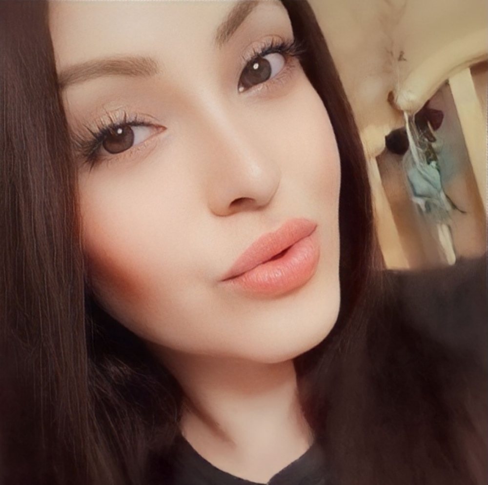 Meet your Posher, Nicole